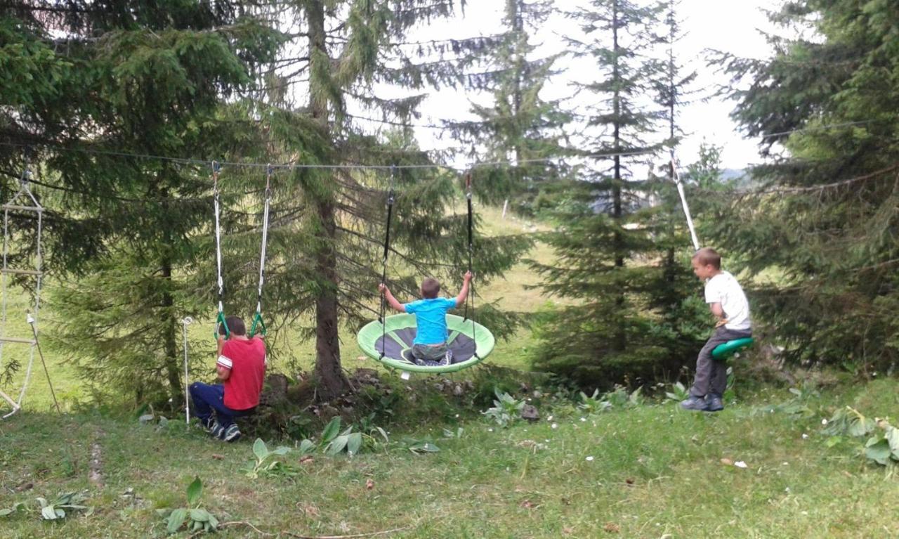 Gites Tre Le Grenier Les Moussieres Esterno foto