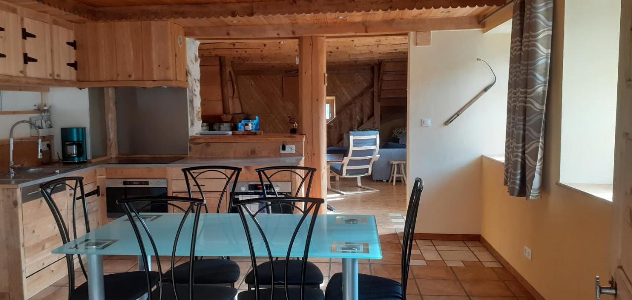 Gites Tre Le Grenier Les Moussieres Esterno foto